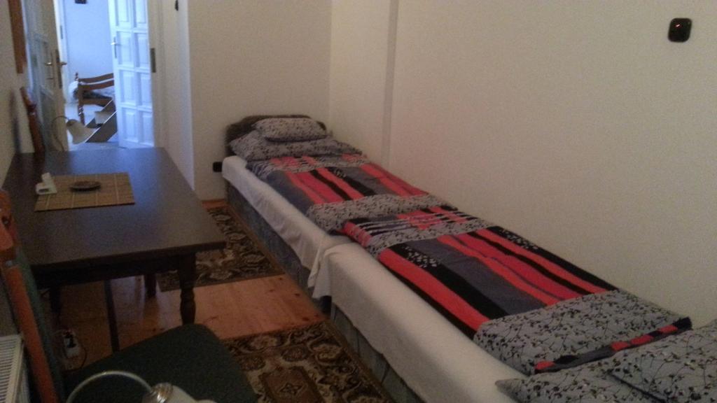 Csokonai Guesthouse Zamardi Room photo